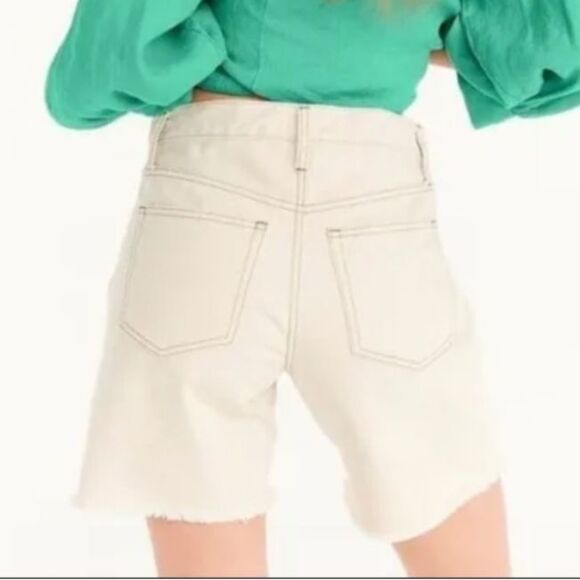 J Crew Mid Length Denim Bermuda Shorts Ecru Beige Cotton Denim Cut Offs Women 31 - Picture 2 of 13